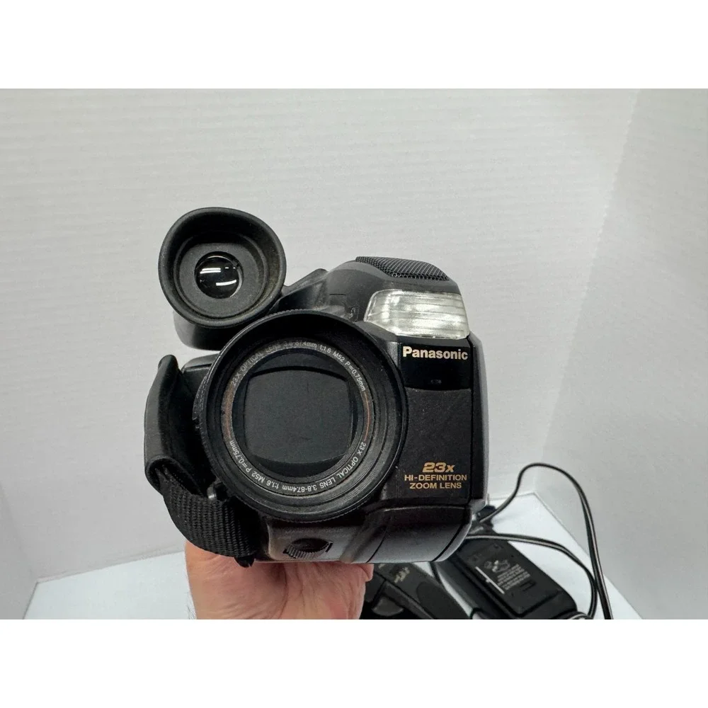 Panasonic Video Camera PV-L558D & PV-L678D UNTESTED PARTS ONLY UNITS